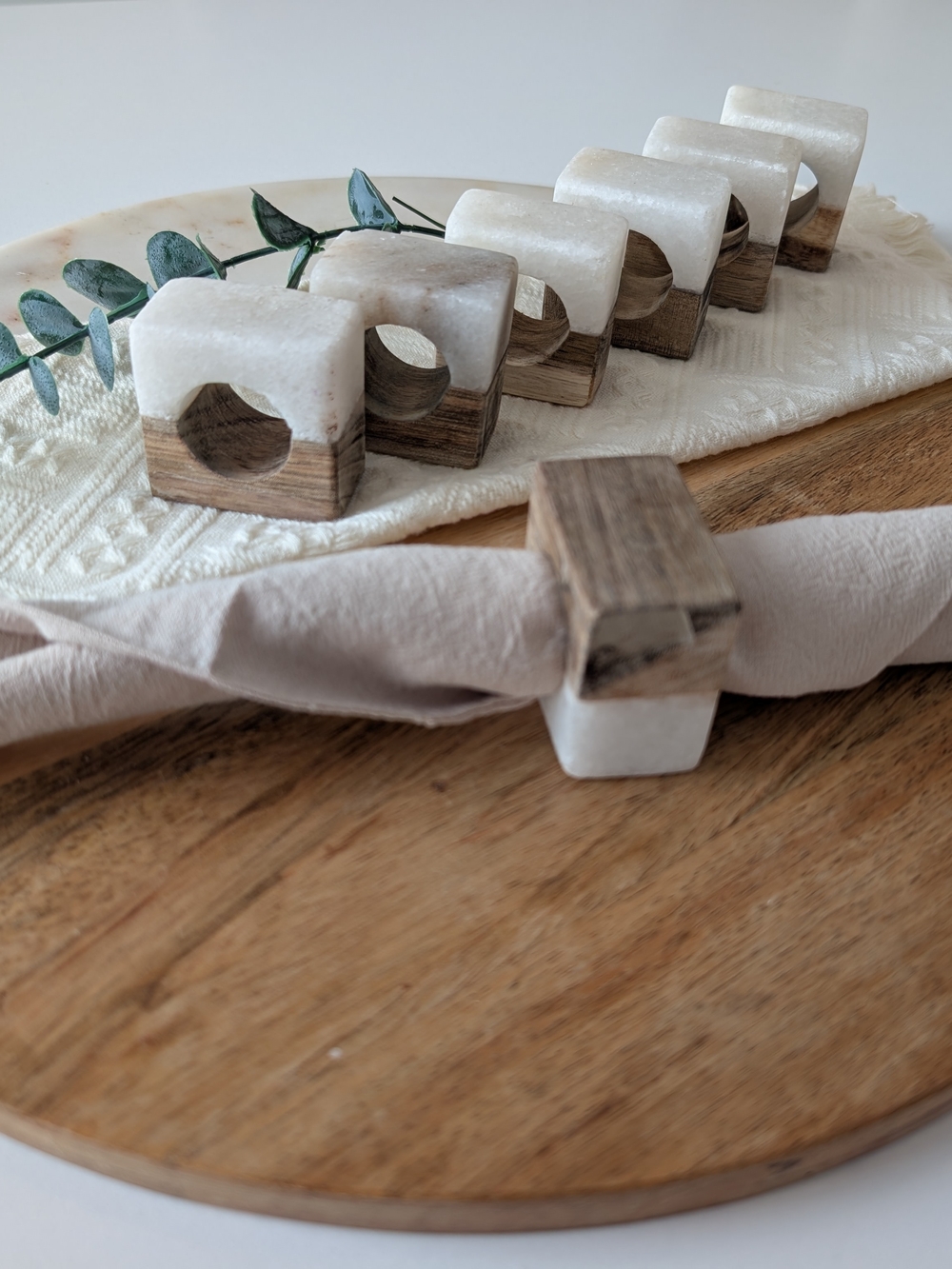 Set of 7 Marble and Wood Napkin Rings - White and Natural Wood